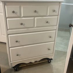 Chest Drawer 