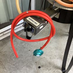 Gourmet Chef Burner And Stand Plus Extra Hose 