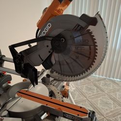 Ridgid 12in Bevel Sliding Saw  With Heavy Duty Stand 