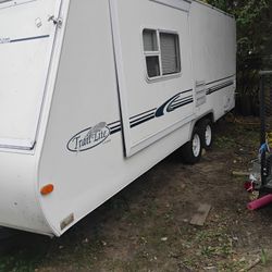 2004 Camper 23 Foot