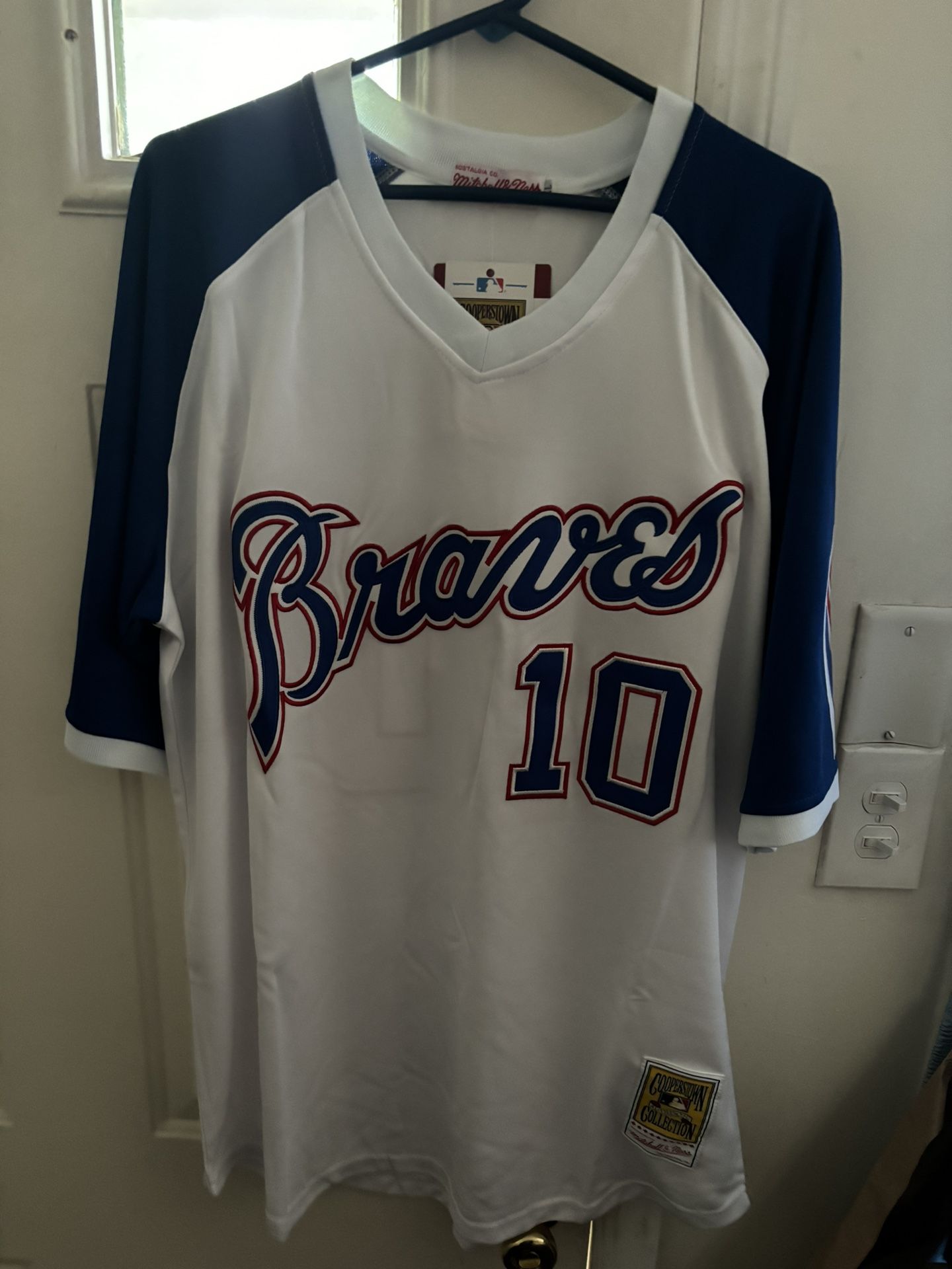 Chipper Jones Atlanta Braves Jersey