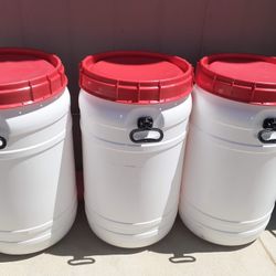 30 Gallons Barrels Clean Food Grade