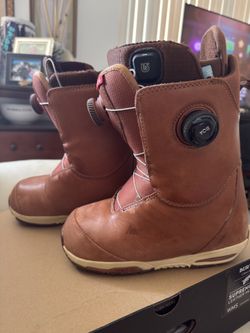 Women’s Burton Coalition Supreme Size 6