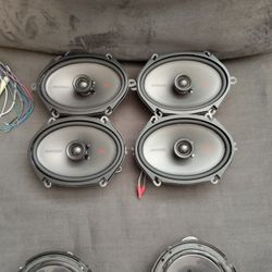Kicker 4x6s Speakers