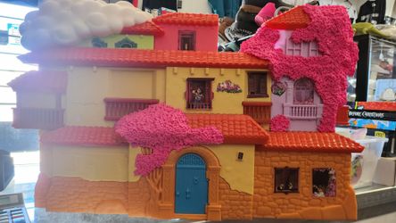 Encanto magical casa house