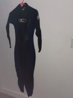 Oneal wetsuit size 6