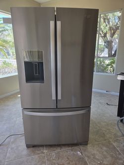 Whirlpool Refrigerator