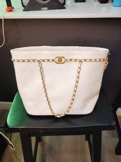 Chanel purse