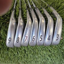 Titleist AP 2 Golf Club Irons