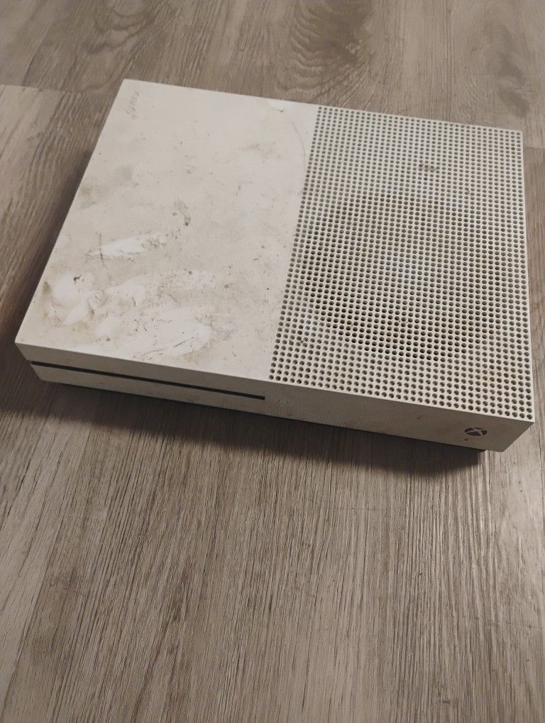 Xbox One S Used 