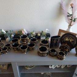 32 PC Spyropoulos handmade Greek 24 K gold-trimmed porcelain