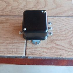 12 Voltage Regulator