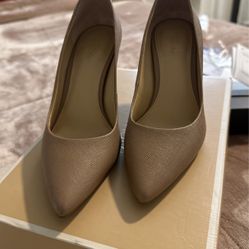 Leather Michael Kors Pumps Sizes 5.5
