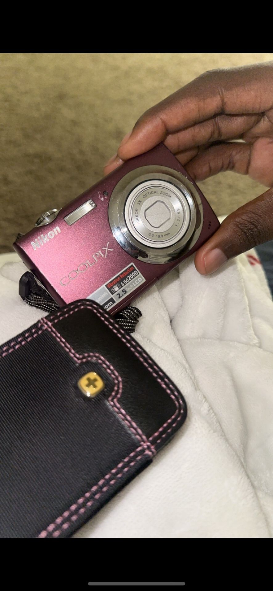 Nikon Coolpix S220