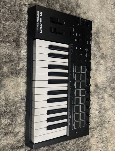 M-Audio Oxygen Pro 25 | Excellent Condition - MIDI Keyboard