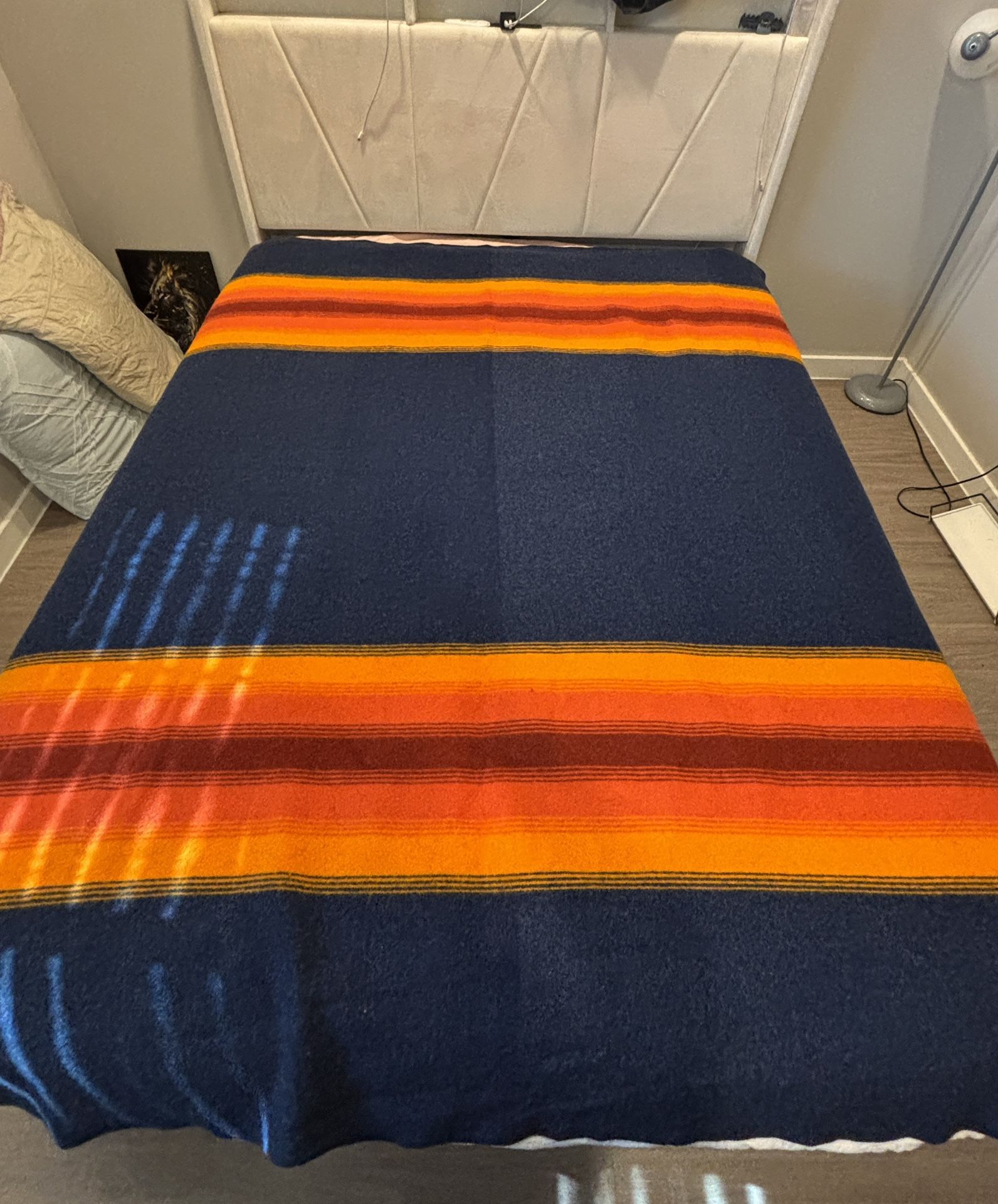 Brand new Pendleton 100% Wool Blanket