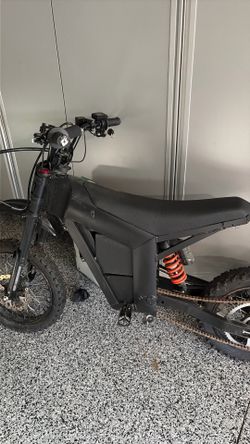 Selling tuttio 2024 edition. Has very good range and performs well.