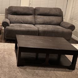 Reclining Sofas 