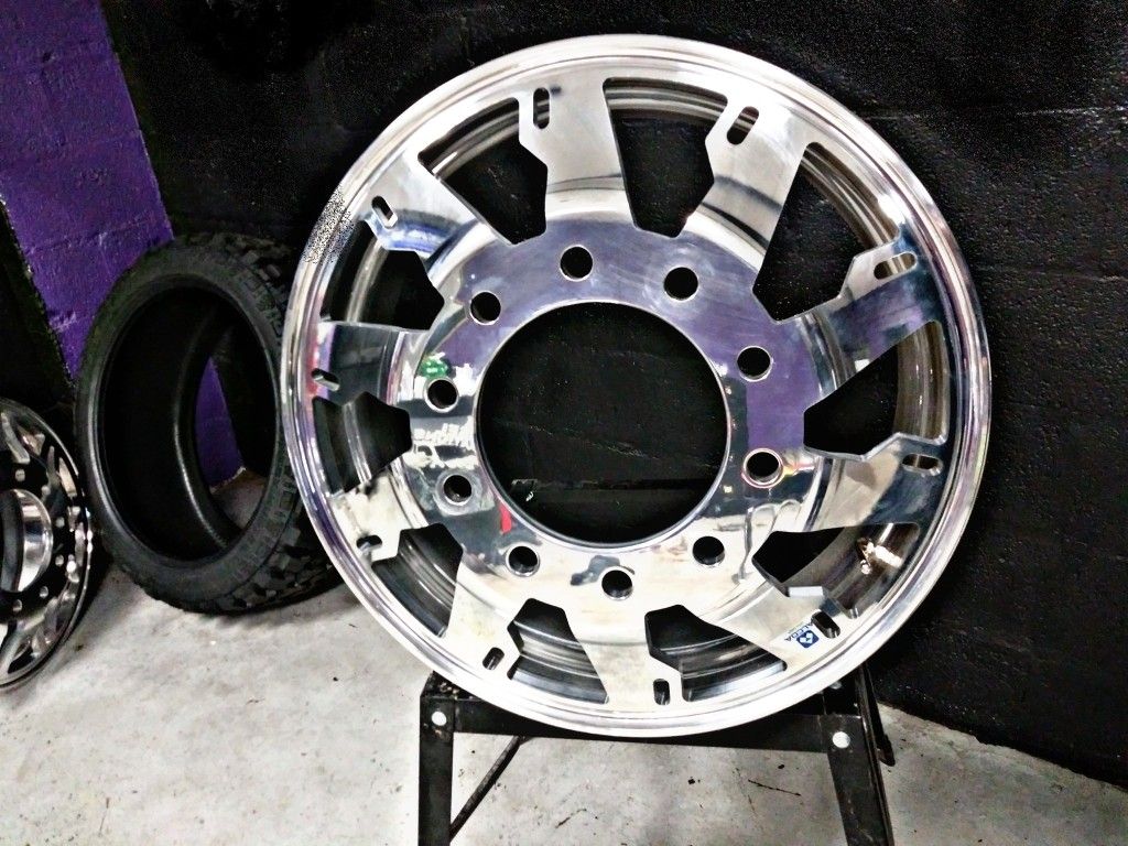 DUALLY TRUCK WHEELS for Sale in Houston, TX OfferUp