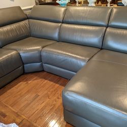 Reclining Sectional Sofa