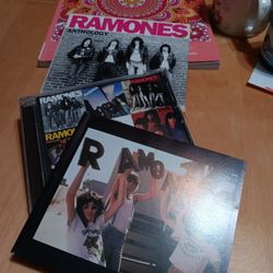 RAMONES ANTHOGY