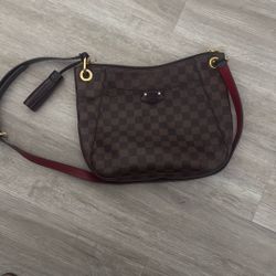 Louis Vuitton Purse