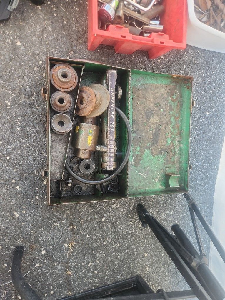 GREENLEE 767 hydraulic punch tool