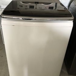 Kenmore Elite XL Capacity Like New!!