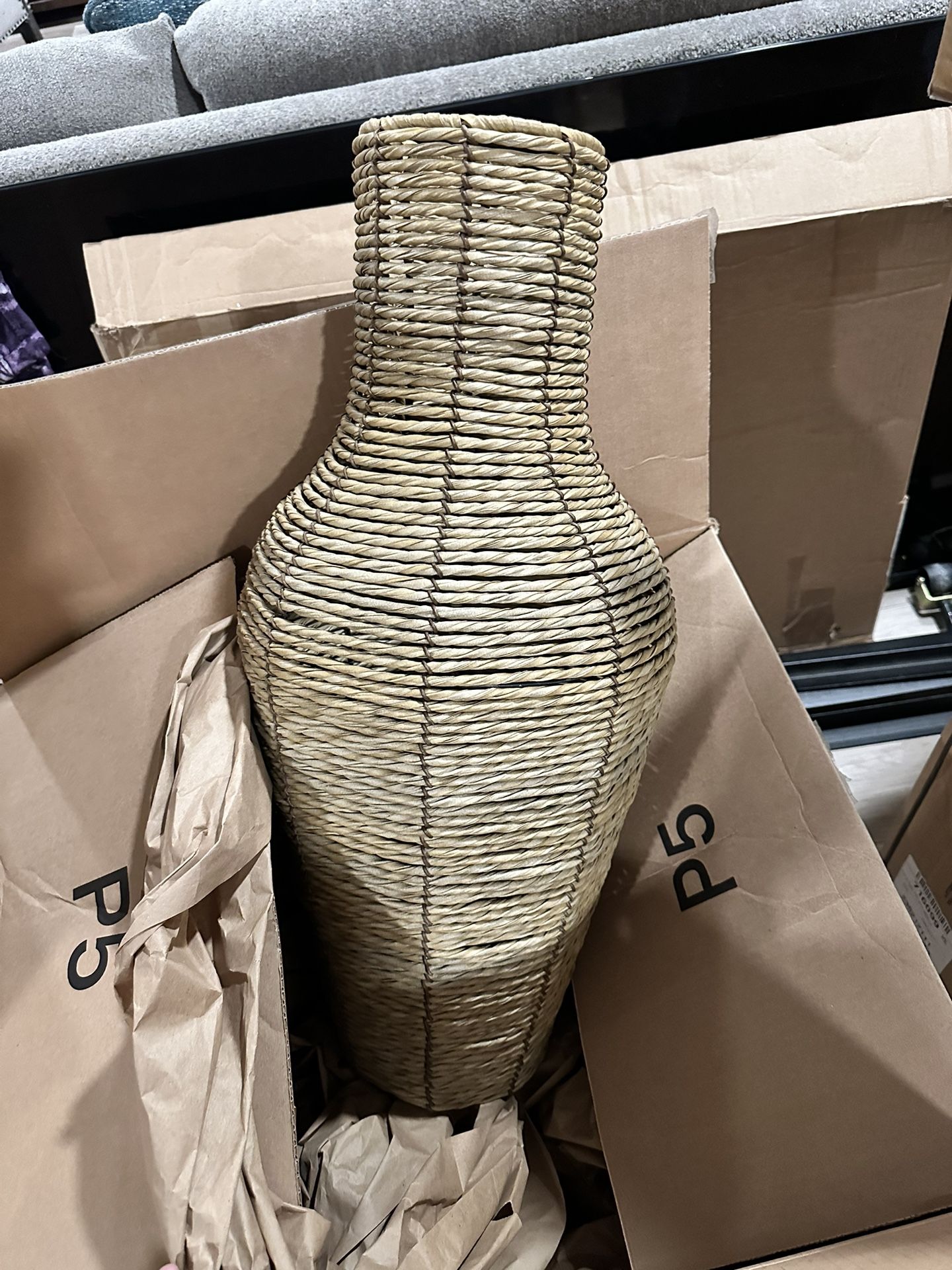 Wicker Base