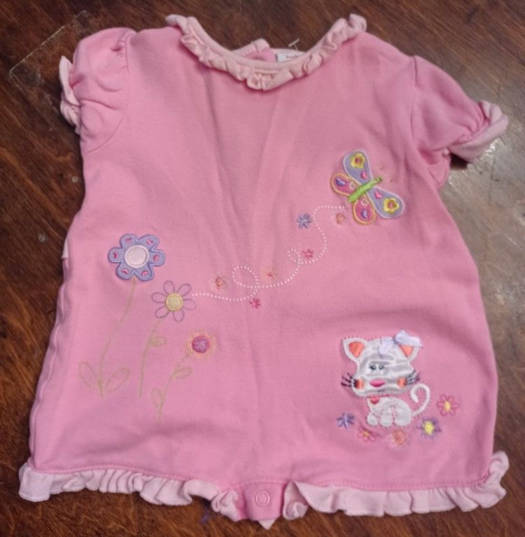 Onesie With Embroidered Flowers And Kitten