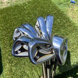 Taylormade R7 Golf Set 