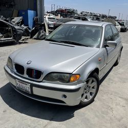 Parting Out! 2003 BMW 325i E46 For Parts!