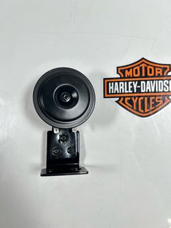 18-22 Harley Sportster XL883 /XL1200  OEM Horn Signal 69000014.BEST OFFER WELCOME. SM9KNT0504