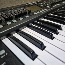 Behringer DeepMind 6 37-Key 6-Voice Polyphonic Analog Synth Keyboard Piano