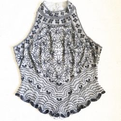 papell boutique vintage beaded halter neck evening top 100% silk Zip back 18” across underarms 15” across waist 20” shoulder to bottom side On