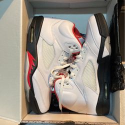 Jordan Retro 5 Fire Red