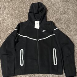 Reflective Black  Nike Tech Brand New 