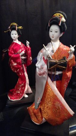 Vintage Geisha Dolls