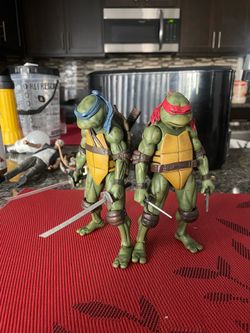 Neca tmnt 1990 movie raph and leo