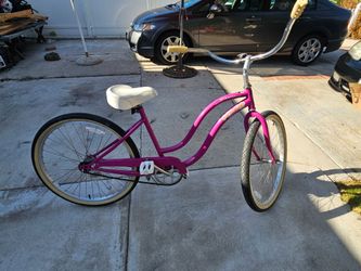 Schwinn S1 Pink Women’s Beach Cruiser – 26″ Single-Speed