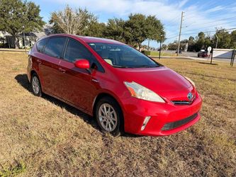 2013 Toyota Prius v