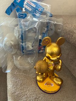 DISNEY MICKEY COLLECTORS PIECE