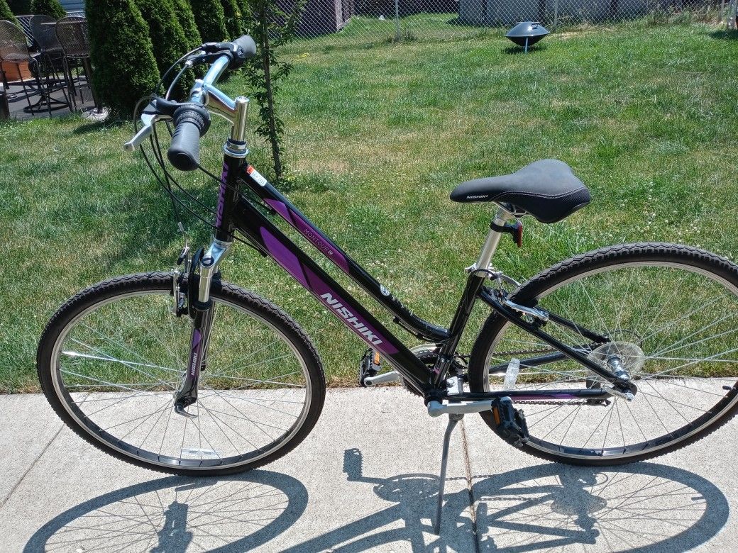 Ladies Nishiki Montour Hybrid Comfort Bike for Sale in North Riverside IL OfferUp