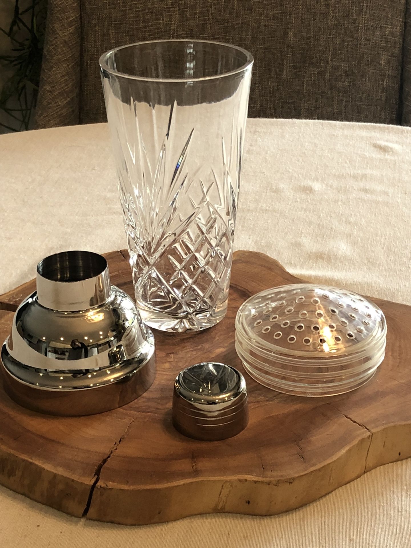 Dublin Crystal Martini Shaker – Godinger