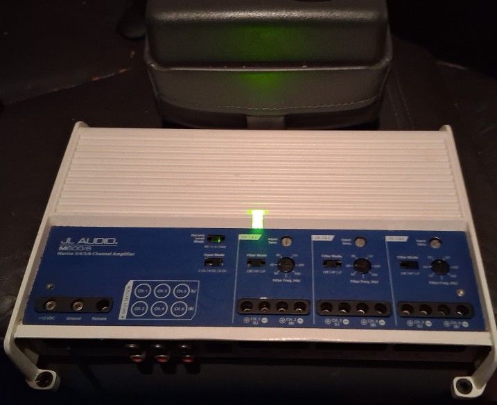 J l audio M600/6 Very nice, full range, amp for car.Stereo systems