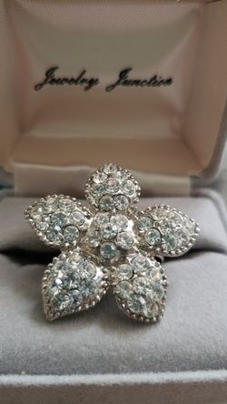 Silver Flower Ring