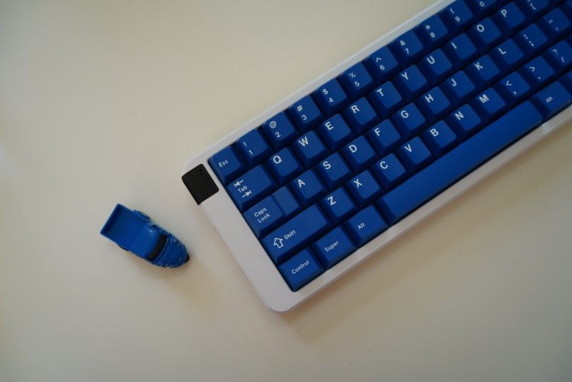 Gmk Classic Blue And Belafonte