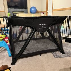 Nuna sena™ are Playard And Travel Crib