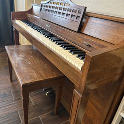 Baldwin Piano Spinet