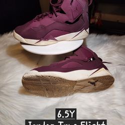 Jordan True Flight BG